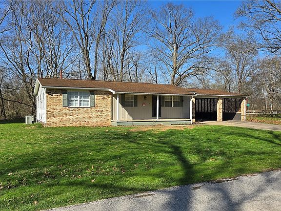 2nd image of 22 Mill Stream Rd