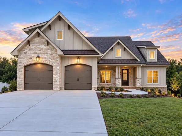 2139 River Watch Dr #32, Soddy Daisy, TN 37379