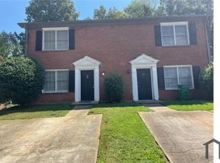 5195 Ridge Forest Dr, Stone Mountain, GA 30083