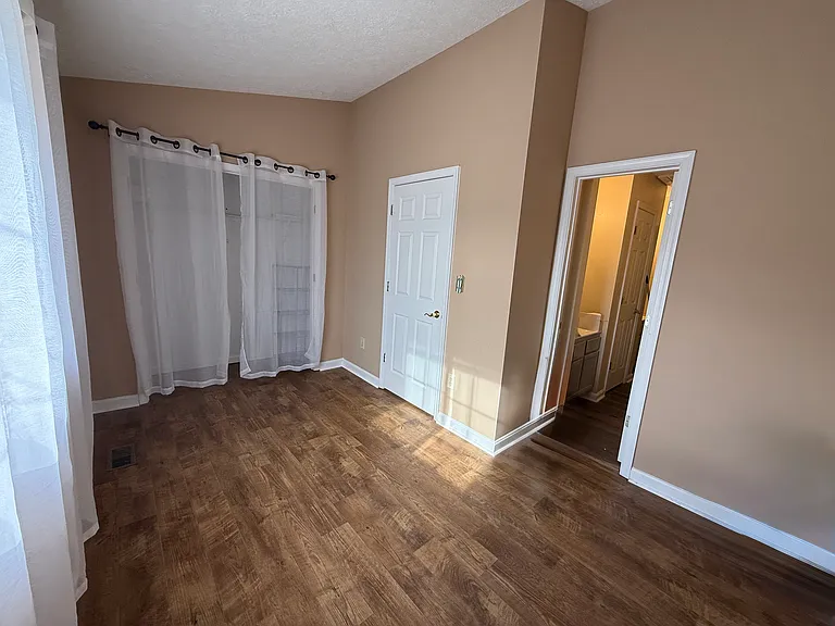 22570 Lower Kells Ln — Photo 18