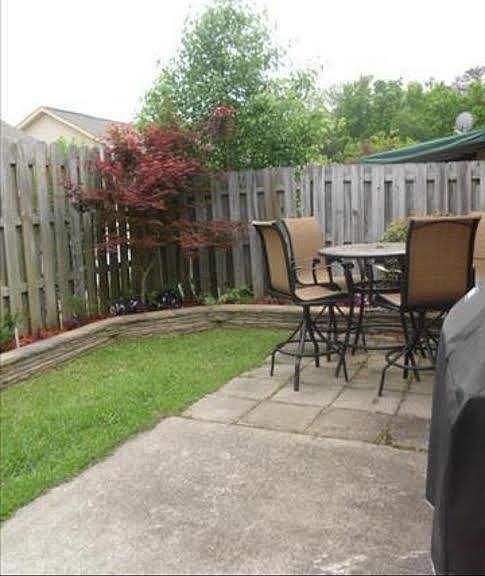 1st image of 114 Huntington Cir