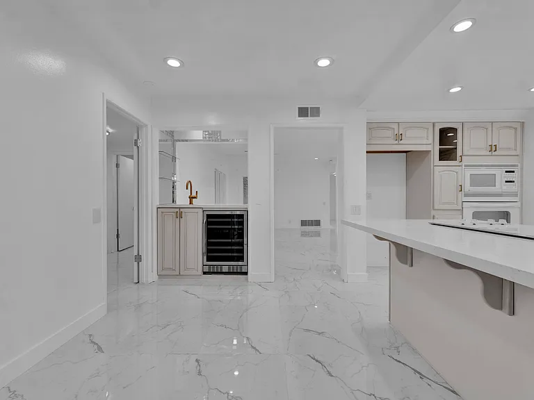 2506 Sapra St — Photo 20