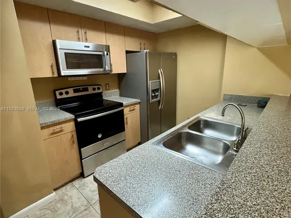 450 S Park Rd #5307, Hollywood, FL 33021