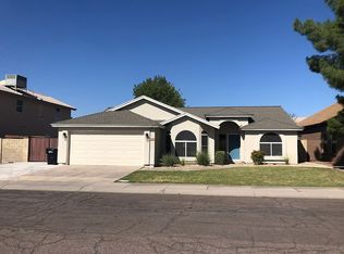 4114 W Misty Willow Ln, Glendale, AZ 85310