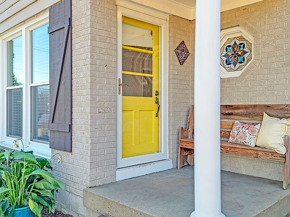 Picturesque Covered Porch