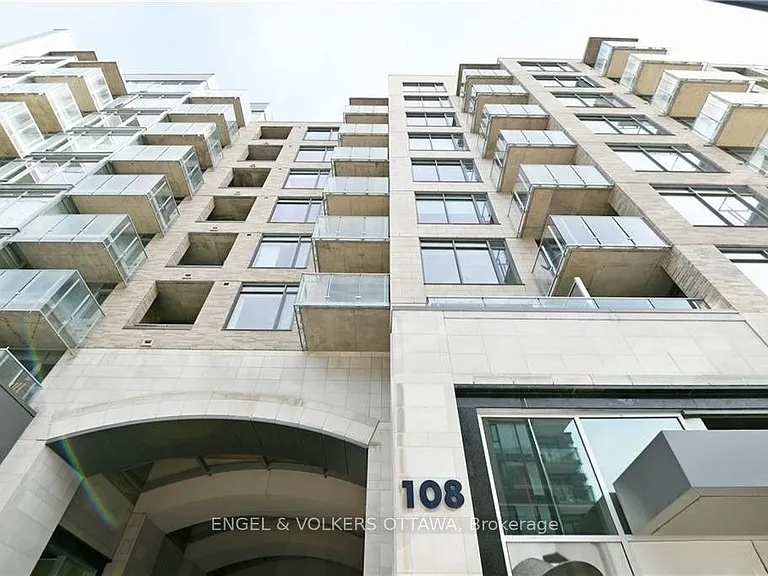 108 Richmond Rd #208 — Photo 2