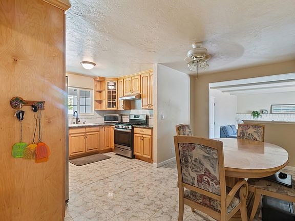 5th image of 1171 Somerset Dr