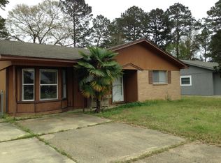 506 Magnolia St, New Llano, LA 71461