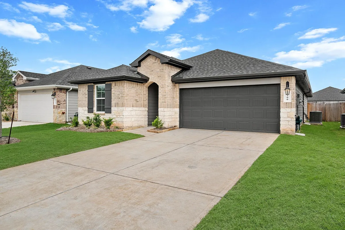 Building Photo - 1706 Stelvio Pass Dr