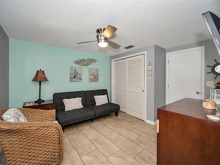 1000 Crane Ct — Photo 28