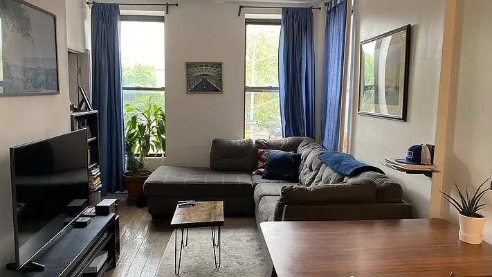 Rented by Nooklyn NYC LLC | media 1