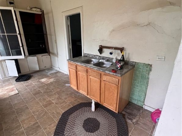 cleveland-ohio-33330656 picture