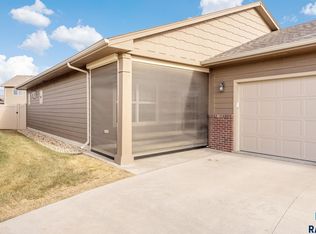 5016 E 64th St, Sioux Falls, SD 57108