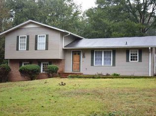 108 Evergreen Ct, Central, SC 29630