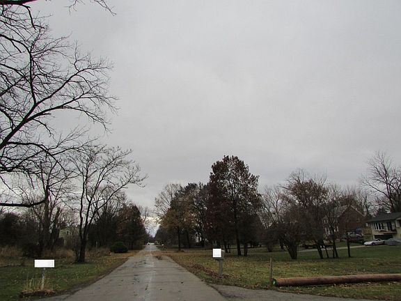 5th image of 4500 River Dr