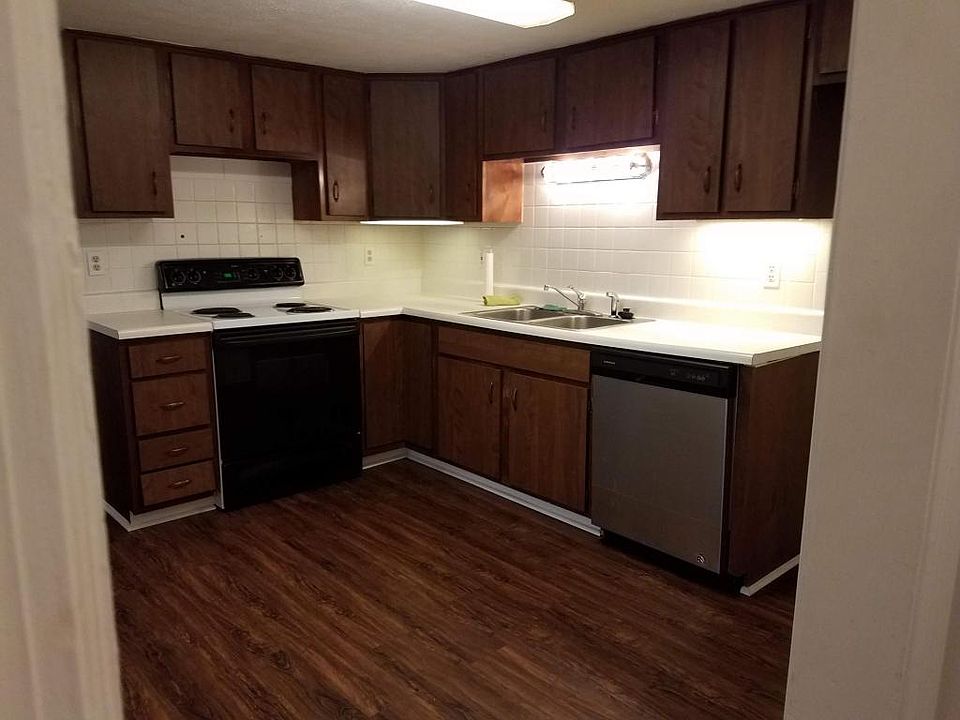 1st image of 1617 Woodrow Dr APT 509