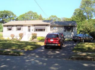 91 Brookside Rd, Rockland, MA 02370
