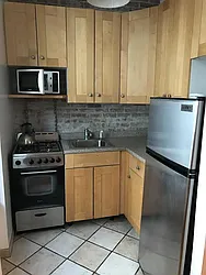 Rented by Salon Realty Corp