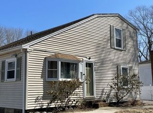 46 Beal Ct, Rockland, MA 02370