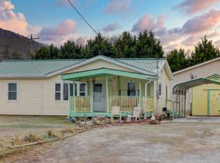 118 Mossy Grove Rd, Harriman, TN 37748