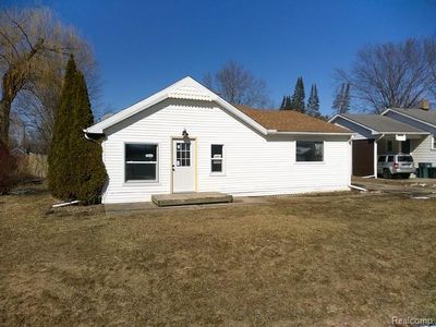 5071 Lippincott Blvd, Burton, MI, 48519