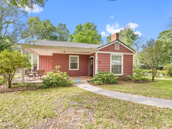 200 Warren St, Walterboro, SC 29488