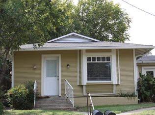214 1/2 E Josephine Ave, Weatherford, TX 76086