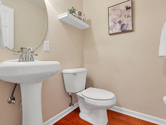 5th image of 1174 Tillicum Dr