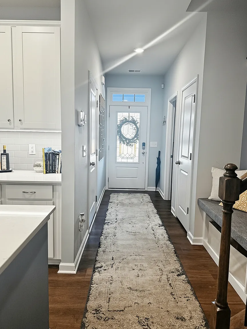 3 bed, 2.5 bath, 1696 sqft, $2,550 — Photo 3