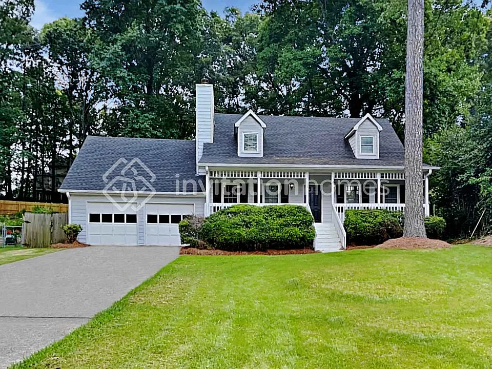 3215 Revere Cir