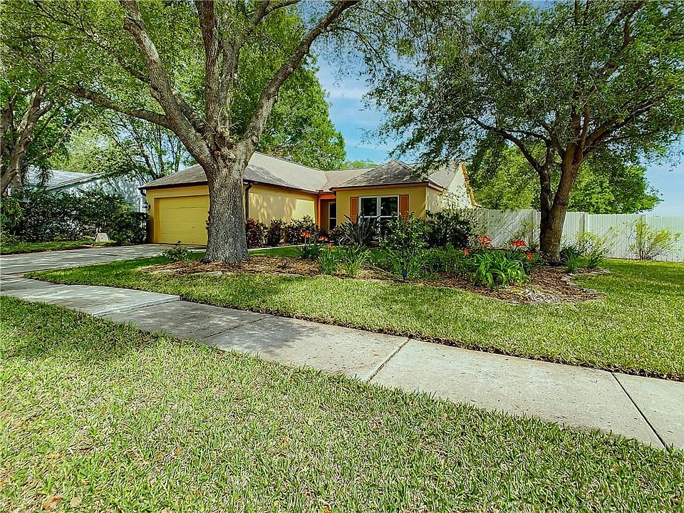 1st image of 26844 Carmen Pl