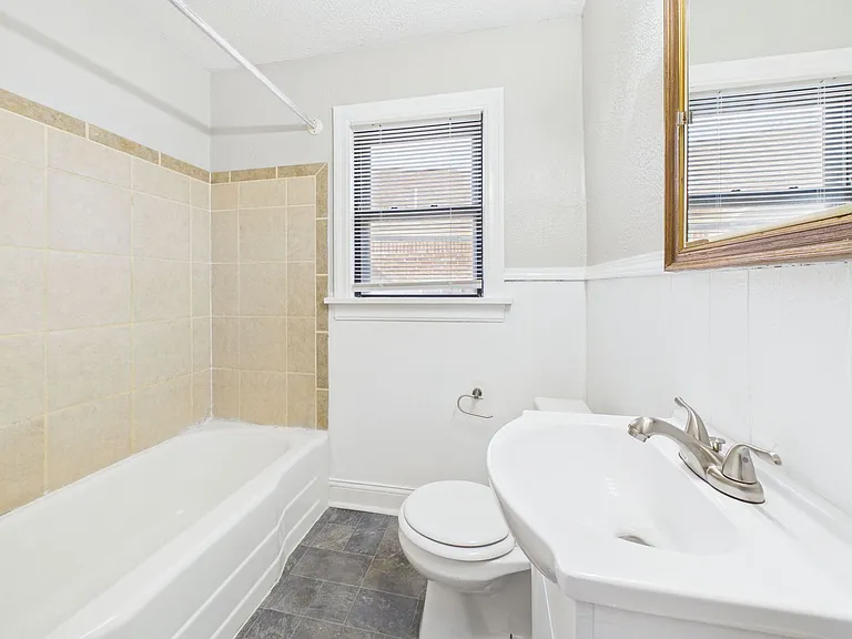 1307 NW Maple Ave — Photo 18