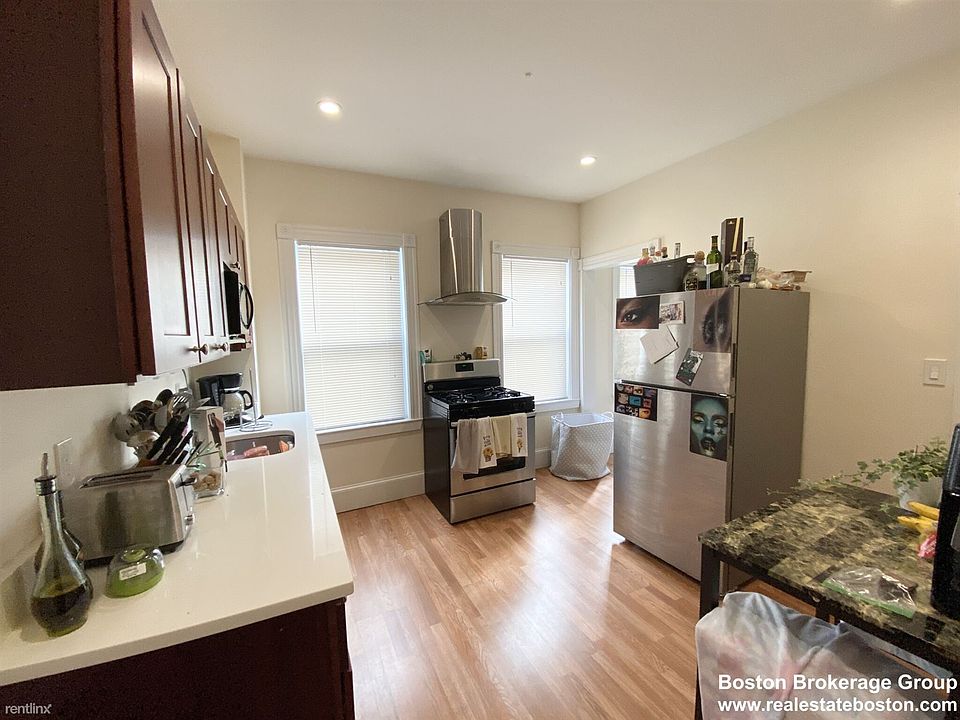 landlord_unit_photo_0.75
