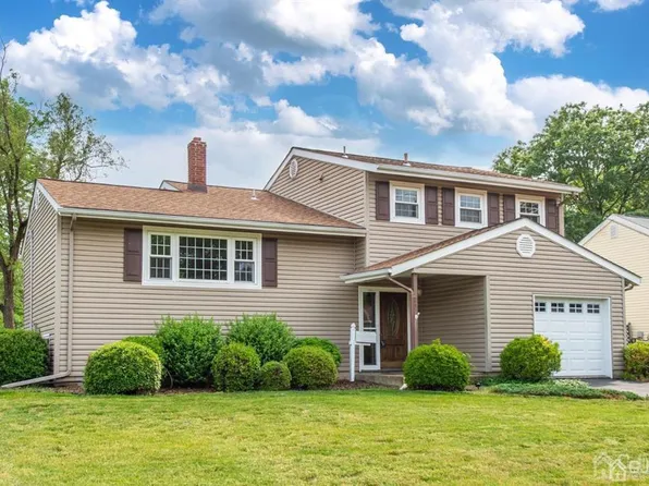 26 Demond Pl, Somerville, NJ 08876