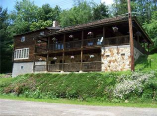 102 Creek Rd, Mc Kees Rocks, PA 15136