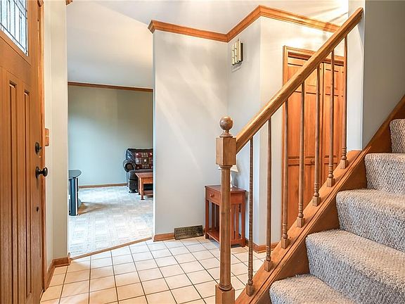 4th image of 3197 Olive Dr