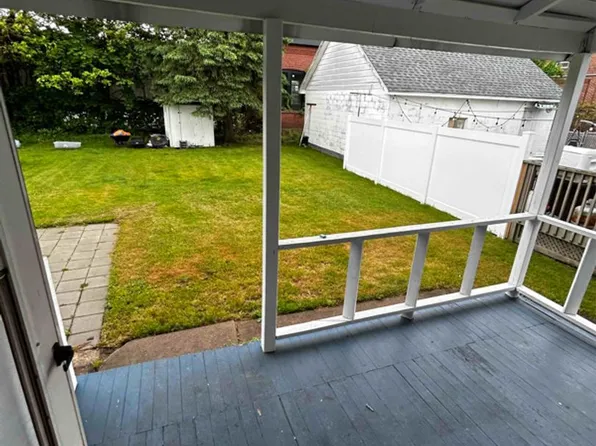 327-329 Fremont St, Pittston, PA 18643