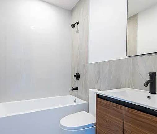 4th image of 1082 Nostrand Ave Unit 2L