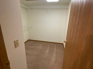 1555 Commonwealth Dr, Fort Atkinson, WI 53538