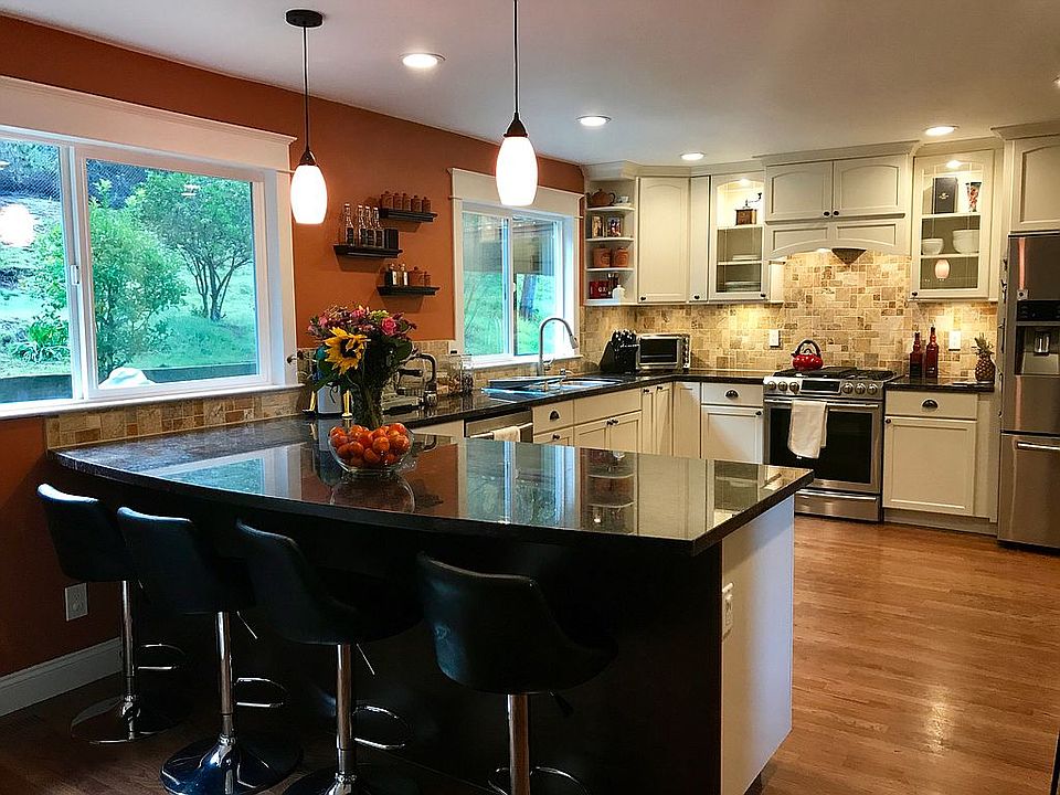 1st image of 6459 Hidden Oaks Ln