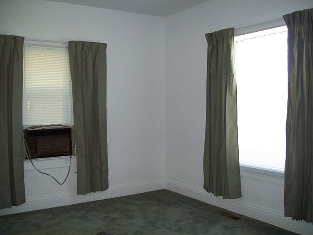 2nd image of 108 W Alder Ave