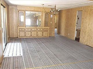 3rd image of 5918 Terminal Ave