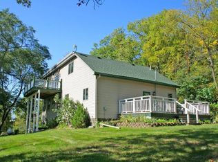 W440 Bluff Siding Rd, Fountain City, WI 54629