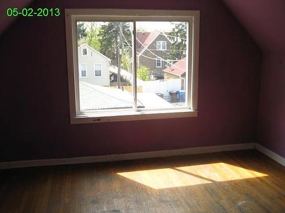 4th image of 5258 S Sacramento Ave