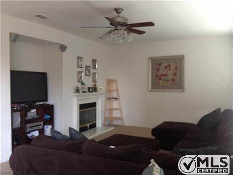 4th image of 27744 Carlton Oaks St
