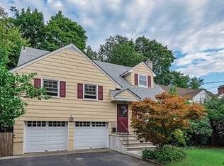 251 Steilen Ave, Ridgewood, NJ 07450