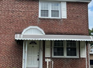 355 Holland St, Crum Lynne, PA 19022