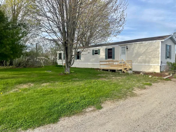 208 Eastman Lane, Auburn, ME 04210