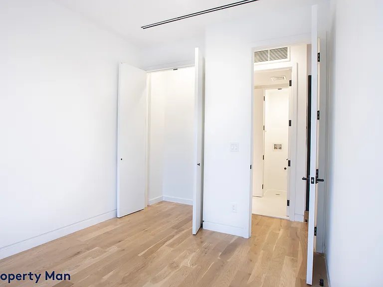 193 Moffat St #2A — Photo 5