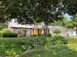 210 Stoneham Rd, Saginaw, MI 48638